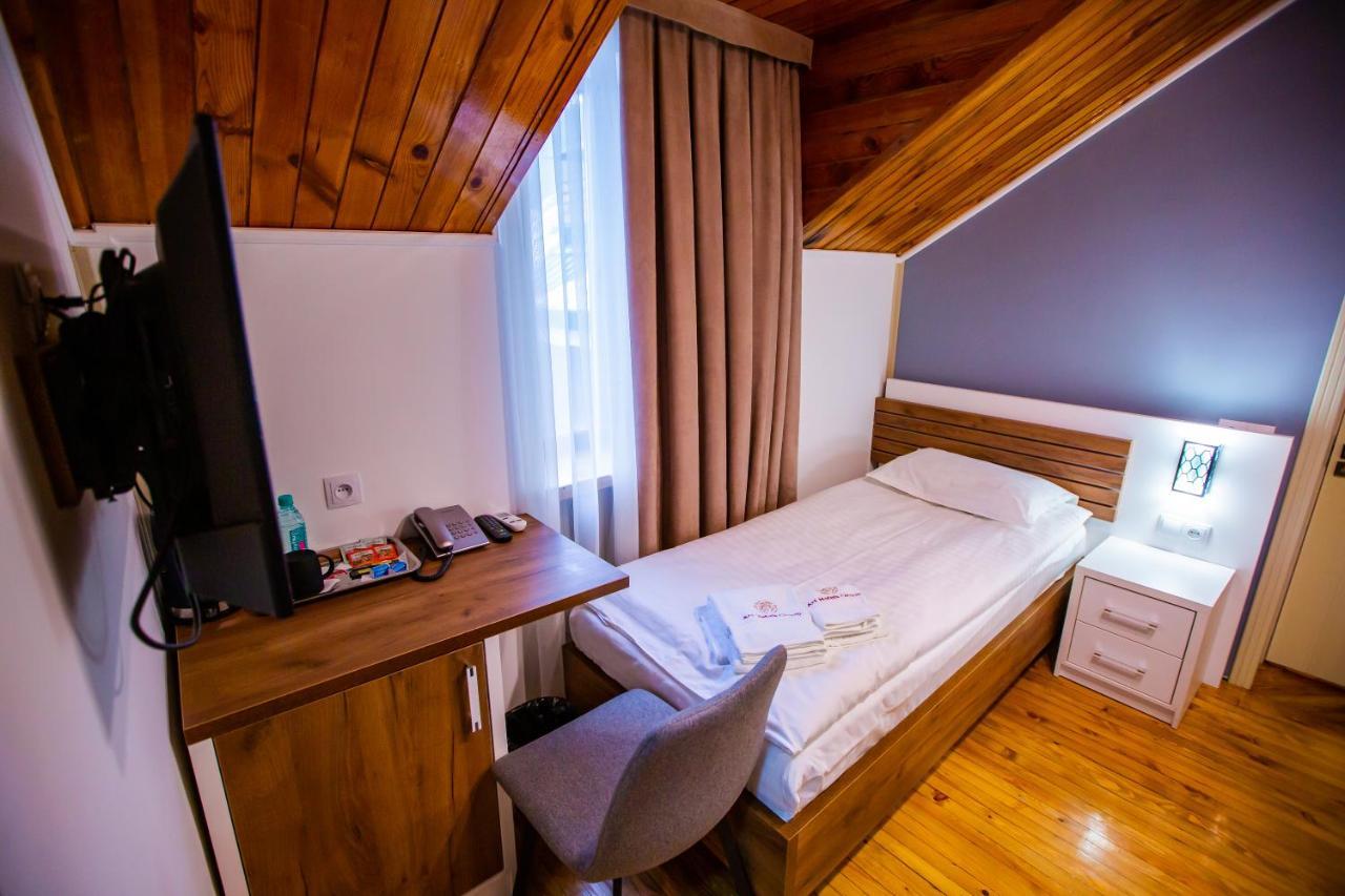 Art Eco Hotel Taskent Exterior foto